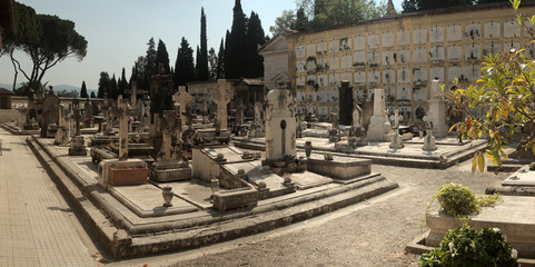 Obraz premium Cemetery of San Miniato, by the Piazzale Michelangelo in Florence