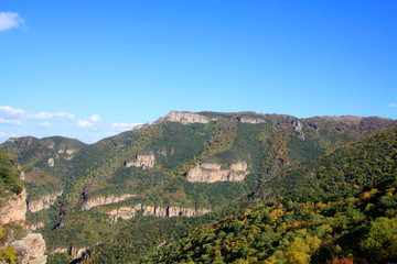 Fototapeta na wymiar mountain natural scenery