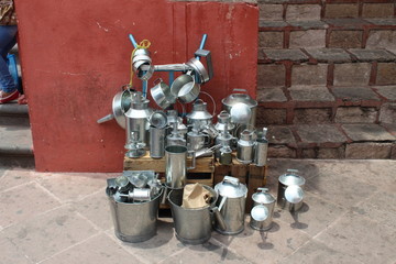 Utensilios de  laton para cocinay jardinería 