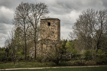 Fototapeta na wymiar Church ruin on the Swedish countryside from the 12th century