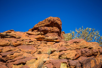Rote Felsen in der Wüste