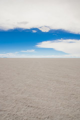 Fototapeta na wymiar Salar de Uyuni, the world's largest salt flat area, Altiplano, Bolivia, South America.