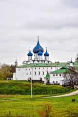 Fototapeta na wymiar The Cathedral of the Nativity of the blessed virgin Mary and the Bishop's chambers of the Suzdal Kremlin. Suzdal, Vladimir region, Russia