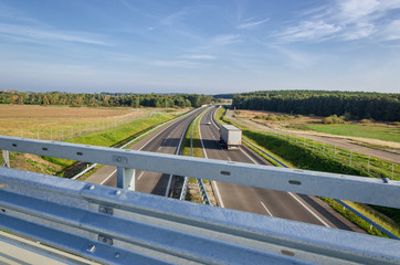 HIGHWAY - A modern and comfortable international road