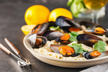Pasta Mussels with herbs  and lemon