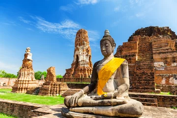 Foto auf Leinwand Wat Mahathat im buddhistischen Tempelkomplex in Ayutthaya nahe Bangkok © preto_perola