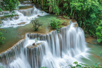 Fototapeta na wymiar Huai Mae Khamin Waterfall level 4, Khuean Srinagarindra National Park, Kanchanaburi, Thailand