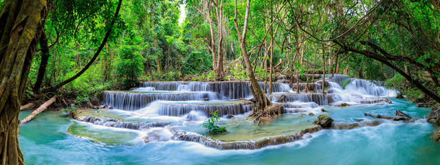 Huai Mae Khamin Waterfall level 6, Khuean Srinagarindra National Park, Kanchanaburi, Thailand - obrazy, fototapety, plakaty