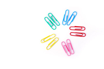 Fototapeta na wymiar colorful paper clips on white background.