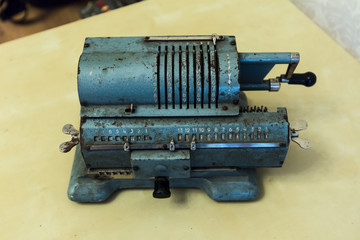 The first model of the computational mechanism is an arithmometer.