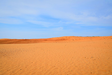 Fototapeta na wymiar Sandy dunes in the Black Lands desert