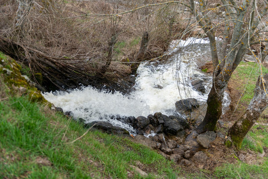 MOLINO DE AGUA HARINA PRESA DE AGUA