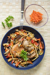 Fillet of chicken with vegetables.