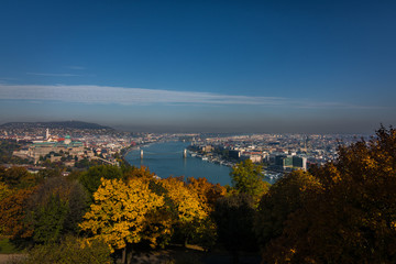 Fototapeta premium Vue sur Budapest et le Danube, Hongrie