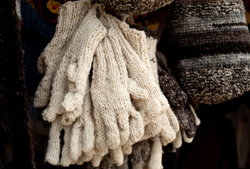 wool cold gloves