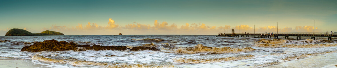 Obraz premium panorama of palm cove beach Qld Australia 
