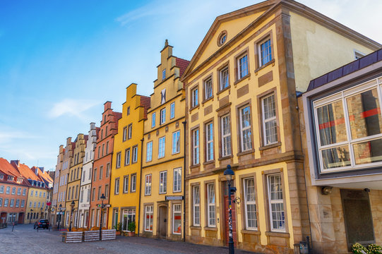 Alte B&uuml;rgerh&auml;user am Marktplatz von Osnabr&uuml;ck, Niedersachsen