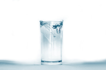  Water splashes in a glass of water