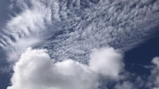 秋空 青空 流れる雲 巻積雲, タイムラプス v01_00373(IMG_2828)