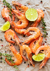 Shrimps served with lemon