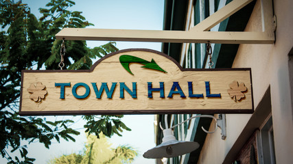 Street Sign to Town Hall