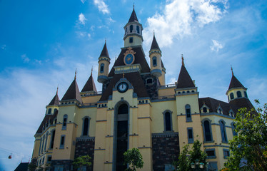 Obraz premium Fabulous castle at the amusement park Vinpearl in Vietnam