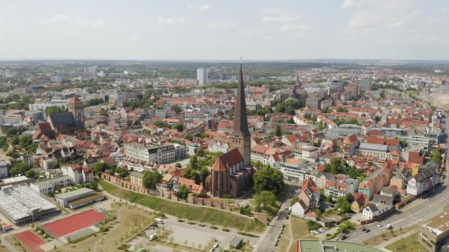 Sunny Day at Hansrostock, hanseatic, ostsee, germany, panorama, deutschland, architektur, stadt, anblick, europa, ortsbild, anreisen, bauwerk, dach, fluss, alt, st&auml;dtisch, himmel,eatic City of Rostock