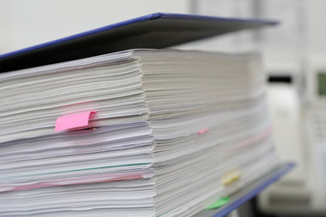 分厚いファイル