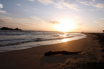 Traumhafter Sonnenuntergang am Indischen Ozean