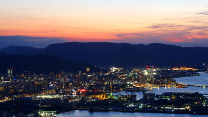 Obraz premium 夕暮れの高松市街３