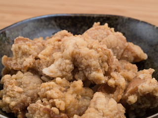 若鶏の唐揚げ