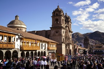 Naklejka premium Plaza De Armas in the city center of Cusco, Peru
