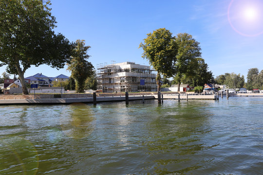 Neubauten an der Dahme in Berlin