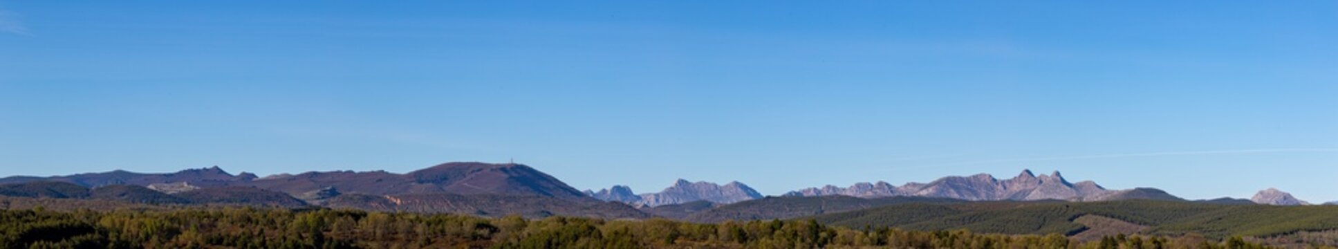 Puerta a Picos de Europa