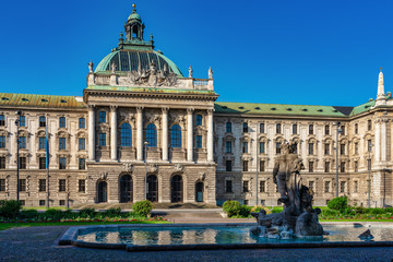 Fototapeta premium Palace of Justice - Justizpalast in Munich, Bavaria, Germany