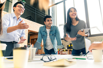 Group of colleagues having an informal meeting ,Business people discussing ideas in office