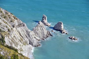 The beach of the two sisters
