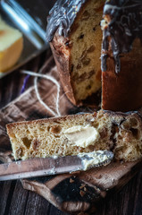 bread Easter cake with raisins. different options for decoration