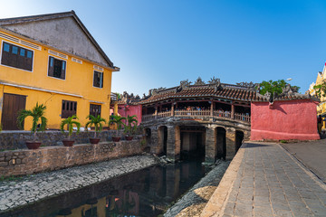 Naklejka premium Japanese covered bridge in Hoi An city, Vietnam
