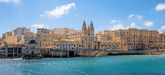 Our Lady of Mount Carmel church at Balluta Bay, Malta - obrazy, fototapety, plakaty