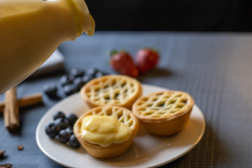 fruit mince pie custard berries