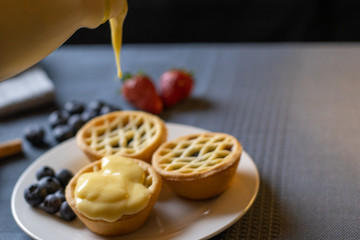 fruit mince pie custard berries