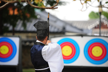 Korean archery shot wearing in Korean traditional clothes