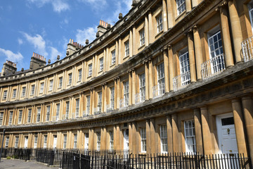 Fototapeta premium Maisons à colonnes à Bath, Angleterre