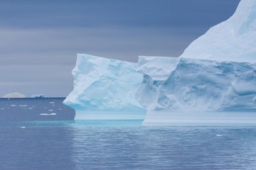 Fototapeta na wymiar glace au pôle sud