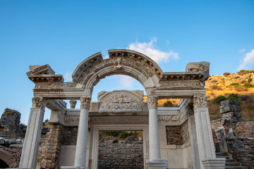 Fototapeta premium EPHESUS, TURKEY: Marble reliefs in Ephesus historical ancient city, in Selcuk,Izmir,Turkey.Figure of Medusa with ornaments of Acanthus leaves,Detail of the Temple of Hadrian.