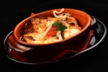 spaghetti with tomato sauce