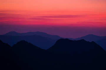 Fototapeta premium burning sky in the alps 