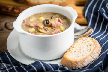 The sour soup made of rye flour.