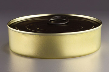 Round iron tin in gold color